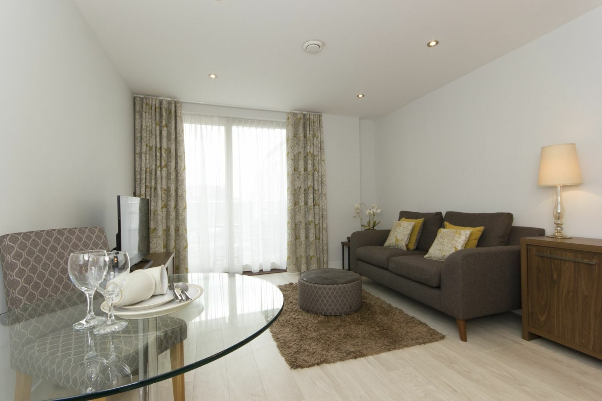 Citystay - Mill Park Apartments Cambridge  Bagian luar foto