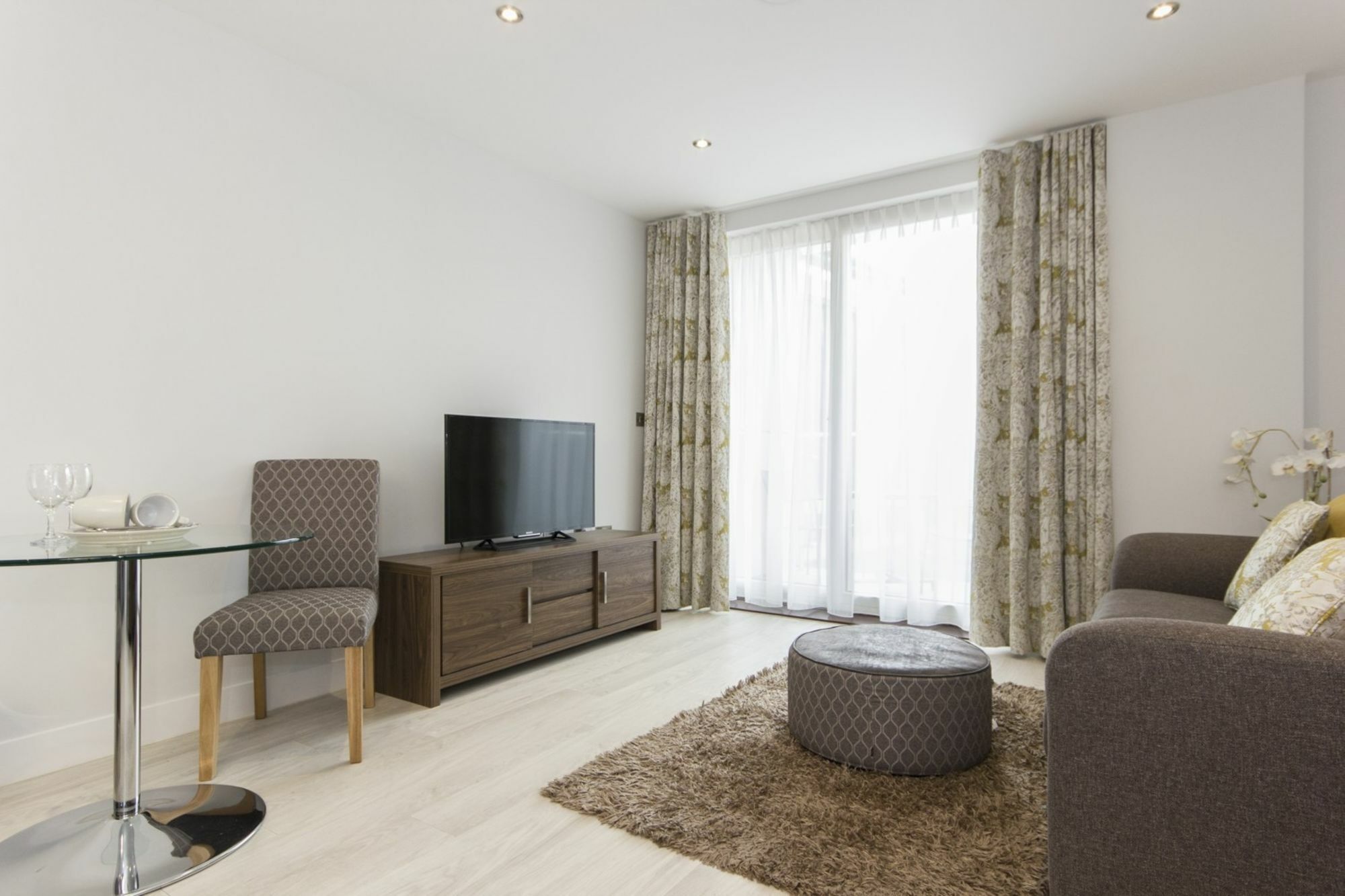 Citystay - Mill Park Apartments Cambridge  Bagian luar foto